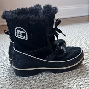 Sorel Black Winter Boots with Fur Trim